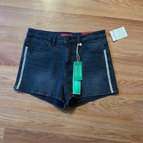 NWT Guess Shorts - Picture 1 of 6
